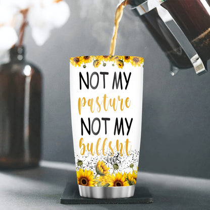 Highland Cow Tumbler 20oz - Insulated Stainless Steel Coffee Mug with Lid for Hot & Cold Drinks - Perfect Gift for Cow Lovers, Farmhouse Décor, No Electricity Needed