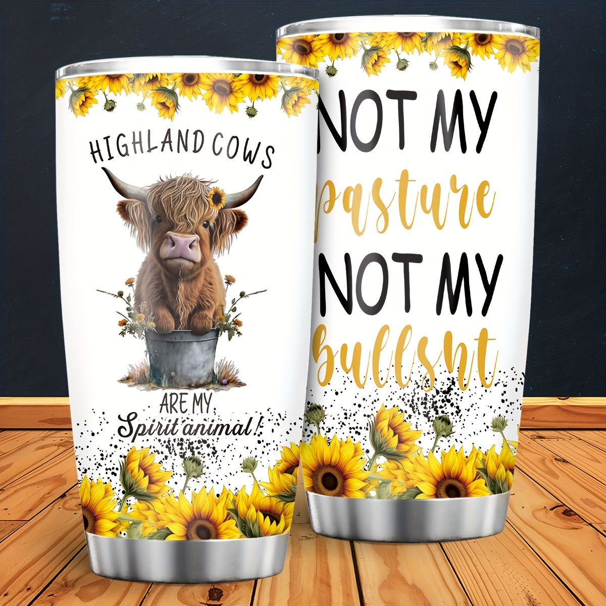 Highland Cow Tumbler 20oz - Insulated Stainless Steel Coffee Mug with Lid for Hot & Cold Drinks - Perfect Gift for Cow Lovers, Farmhouse Décor, No Electricity Needed
