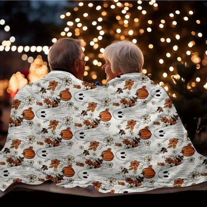 Haunted Garden Flannel Throw Blanket - Elegant Spooky Ghost & Pumpkin Print, Year-Round Soft Warmth, Premium Halloween Decor & Gift