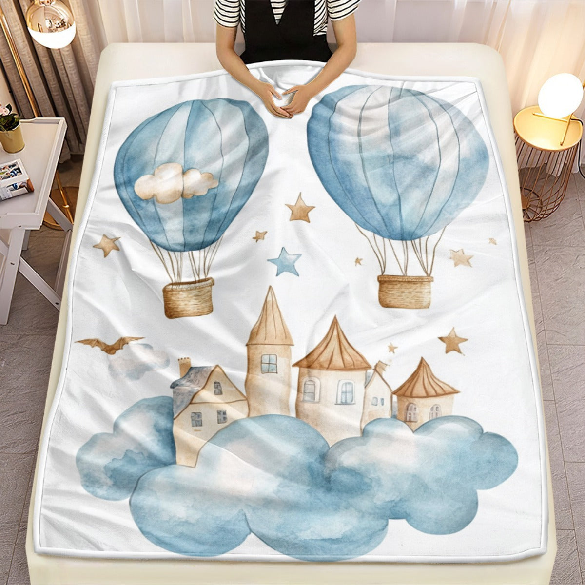 Cozy Flannel Throw Blanket with Hot Air Balloon & Cloud Design | Soft, Lightweight & Warm for All Seasons | Perfect for Couch, Bed, Travel & Gifts