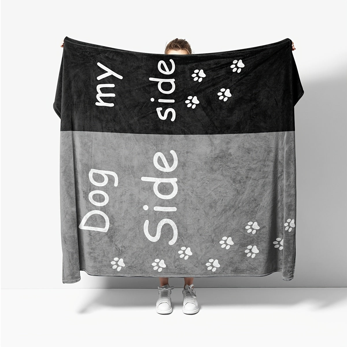 Modern Paw Print Flannel Blanket - Ultra-Soft & Cozy All-Season Throw for Home & Camping, Machine Washable Pet-Themed Décor - Perfect for Pet Lovers, Couch, Bed, or Outdoor Adventures