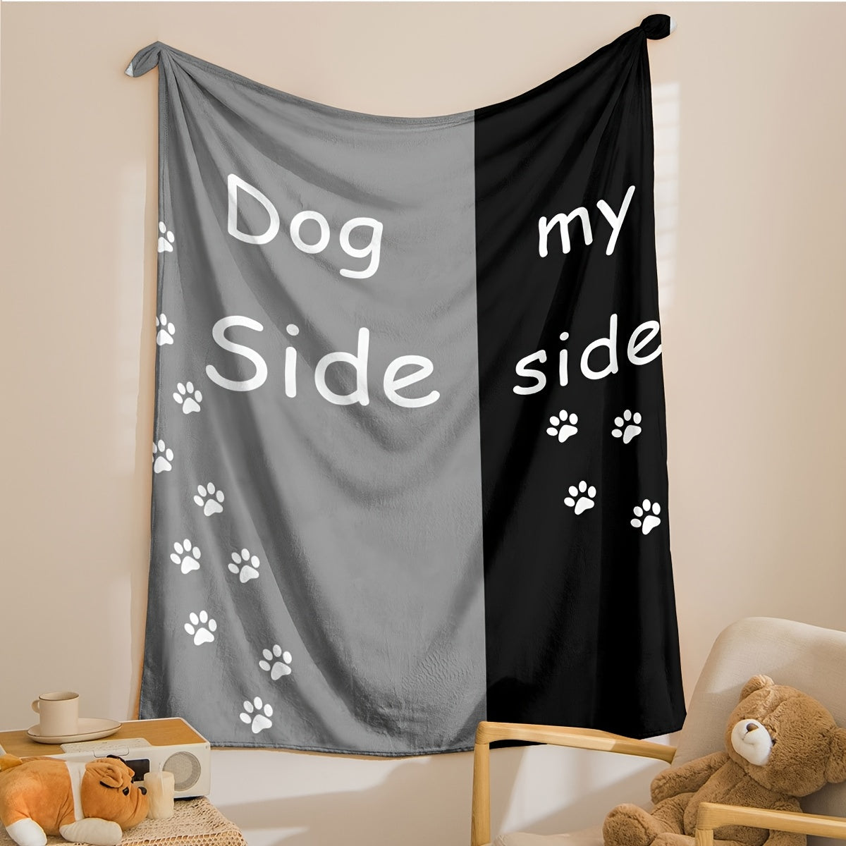 Modern Paw Print Flannel Blanket - Ultra-Soft & Cozy All-Season Throw for Home & Camping, Machine Washable Pet-Themed Décor - Perfect for Pet Lovers, Couch, Bed, or Outdoor Adventures