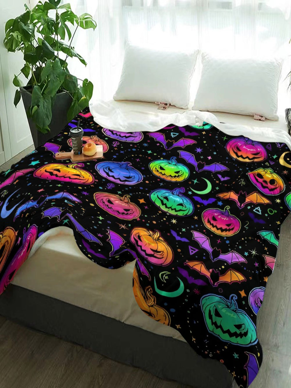 Halloween Pumpkin Bat Throw - Soft Flannel Blanket for All Seasons, Multi-Use for Bed, Sofa, Camping, Festive Gift