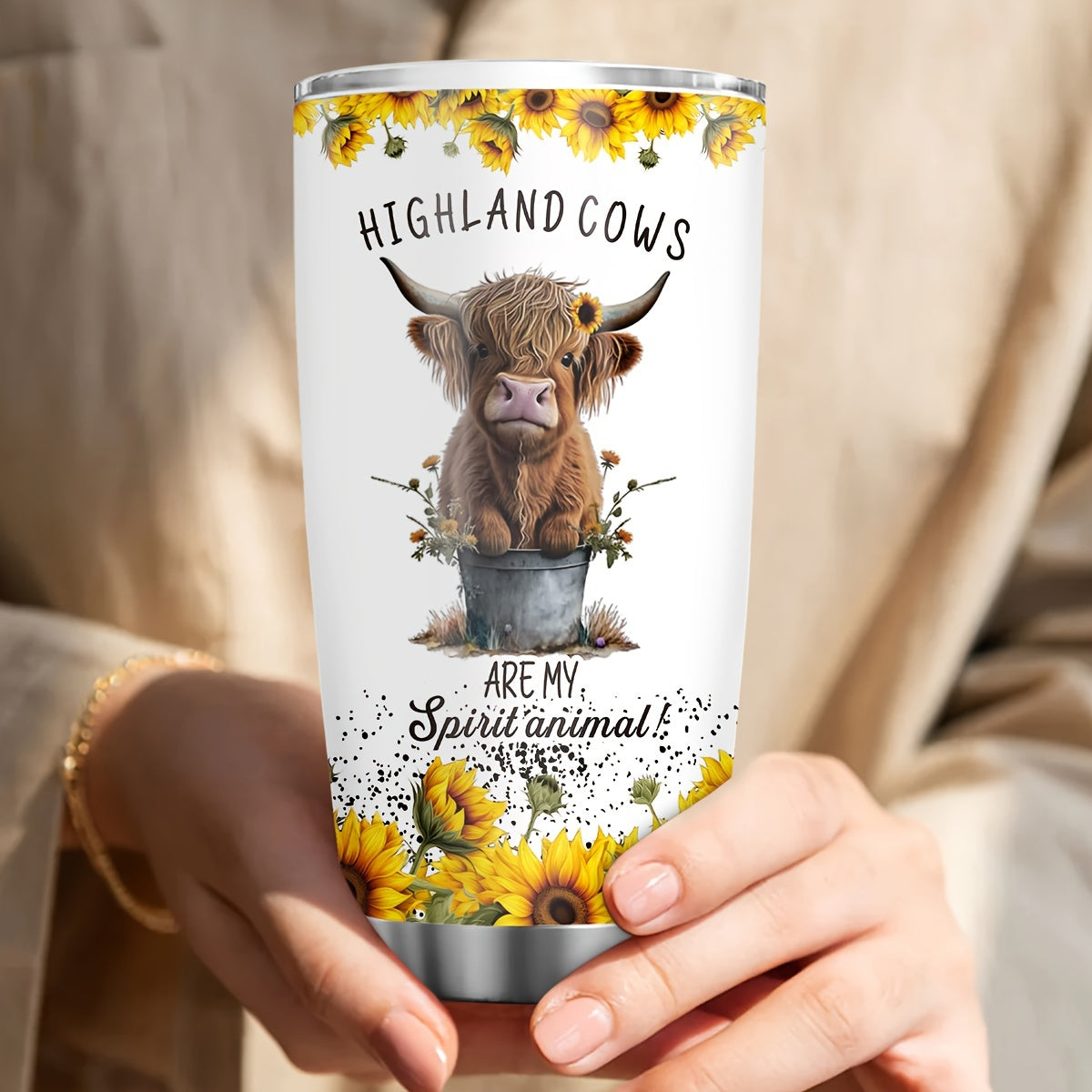 Highland Cow Tumbler 20oz - Insulated Stainless Steel Coffee Mug with Lid for Hot & Cold Drinks - Perfect Gift for Cow Lovers, Farmhouse Décor, No Electricity Needed