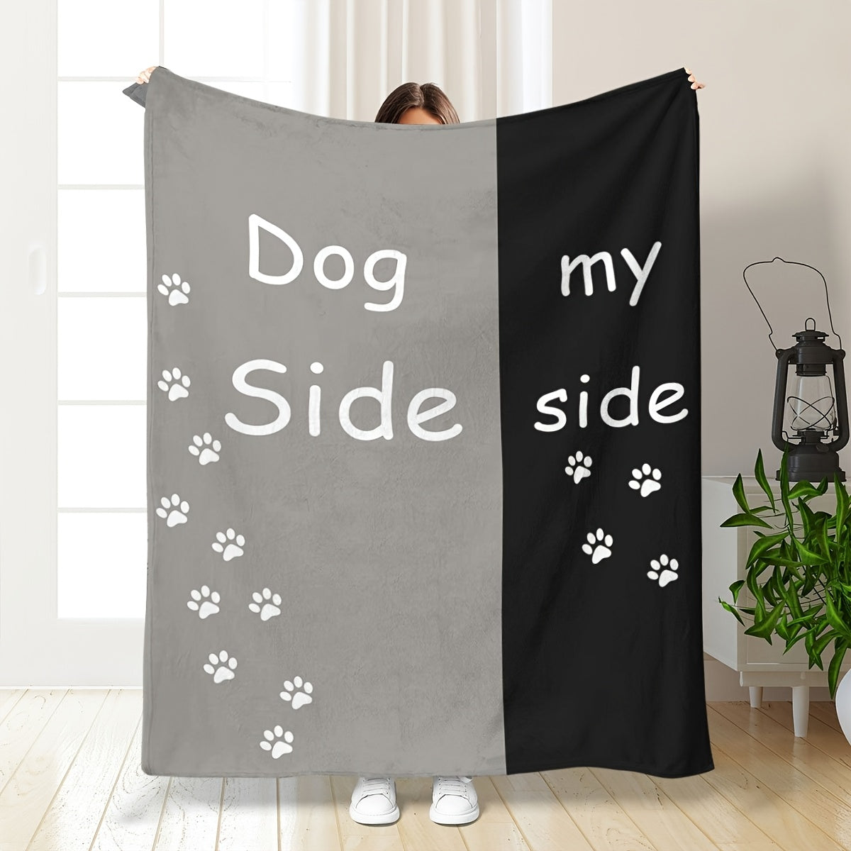 Modern Paw Print Flannel Blanket - Ultra-Soft & Cozy All-Season Throw for Home & Camping, Machine Washable Pet-Themed Décor - Perfect for Pet Lovers, Couch, Bed, or Outdoor Adventures