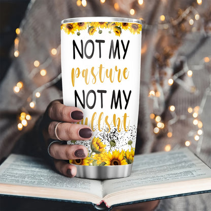 Highland Cow Tumbler 20oz - Insulated Stainless Steel Coffee Mug with Lid for Hot & Cold Drinks - Perfect Gift for Cow Lovers, Farmhouse Décor, No Electricity Needed