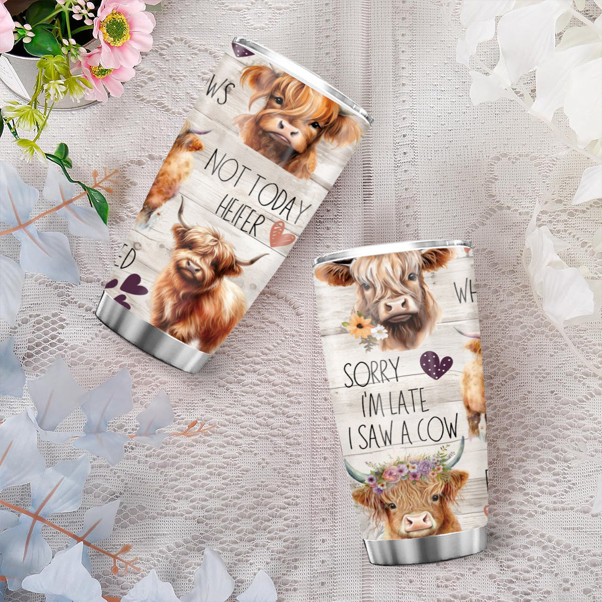 Charming Highland Cow Tumbler - 20oz Stainless Steel Travel Mug, Cute Scottish Cow & Floral Design, Insulated Coffee Cup - Perfect Christmas Gift for Women