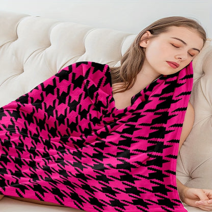 Modern Houndstooth Flannel Throw - Lightweight & All-Season, Classic Pattern Reimagined for Sofa, Office, Camping & Contemporary Home Decor