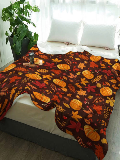Lightweight Fall Flannel Throw - Pumpkin Leaf Design, All-Season Soft Warmth for Bed, Sofa & Camping, Versatile Gift